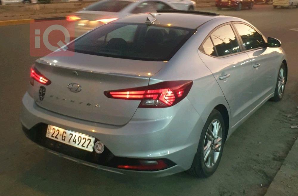 هیوندای ئەلەنترا